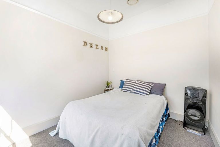 Photo of property in 62 Northcote Road, Northcote, Christchurch, 8052
