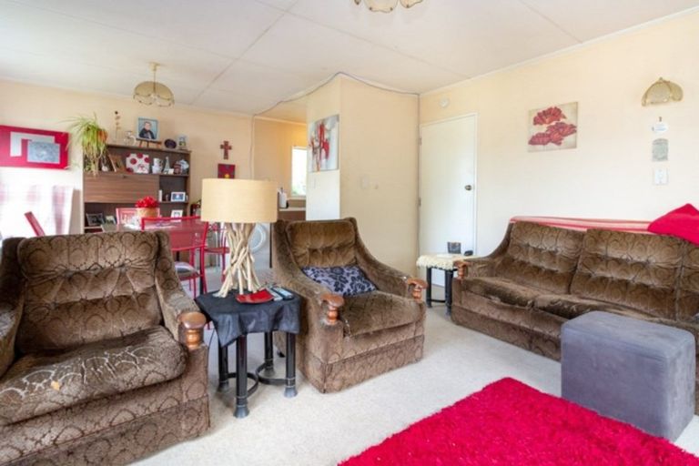 Photo of property in 20b Hilton Grove, Kelvin Grove, Palmerston North, 4414