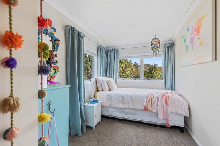 Photo of property in 44 Victoria Road, New Plymouth, 4310