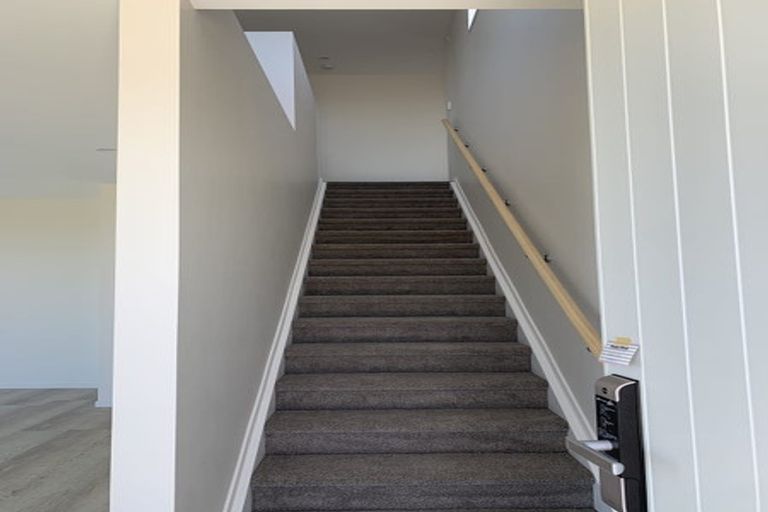 Photo of property in 2 Softwood Avenue, Takanini, 2110