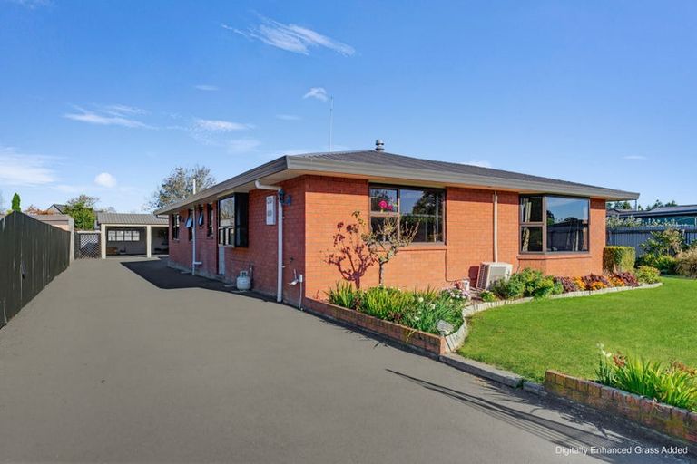 Photo of property in 13 Saint Leonards Road, Temuka, 7920