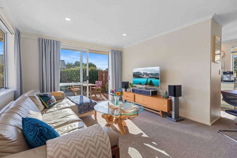 Photo of property in 19 Pirika Place, Papamoa Beach, Papamoa, 3118