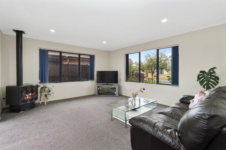Photo of property in 11 Finchley Place, Hamilton East, Hamilton, 3216