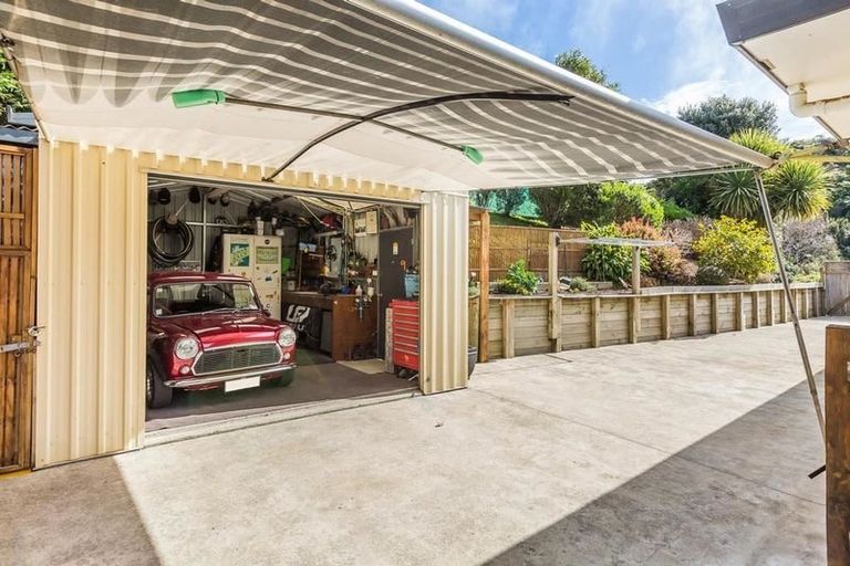 Photo of property in 94 Maui Pomare Road, Nikau Valley, Paraparaumu, 5032