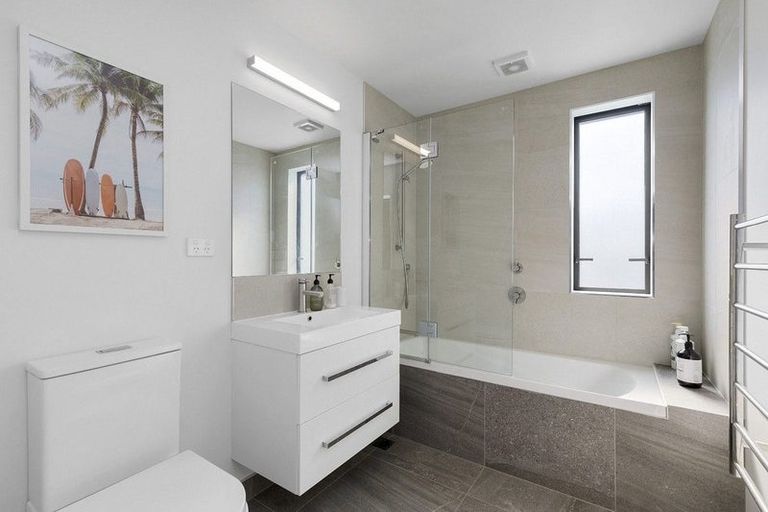 Photo of property in 17 Holystone Road, Whitby, Porirua, 5024