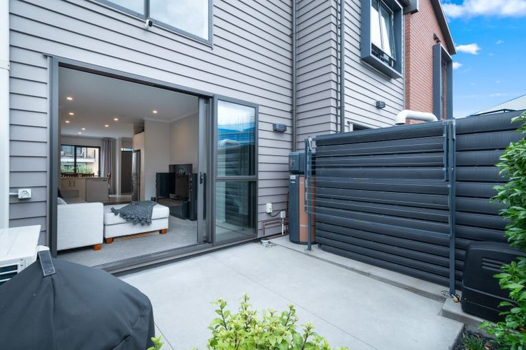 Photo of property in 41 Nugget Avenue, Hobsonville, Auckland, 0616