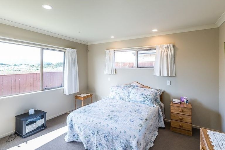 Photo of property in 27 Manhattan Court, Paraparaumu Beach, Paraparaumu, 5032