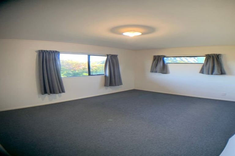 Photo of property in 20 Morere Street, Titahi Bay, Porirua, 5022