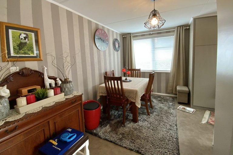 Photo of property in 19 Edward Street, Tokoroa, 3420