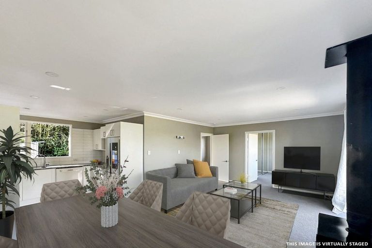 Photo of property in 1/39 St Peters Street, Northcote, Auckland, 0627