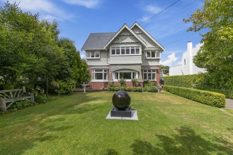 Photo of property in 10 Penrose Street, Woburn, Lower Hutt, 5010