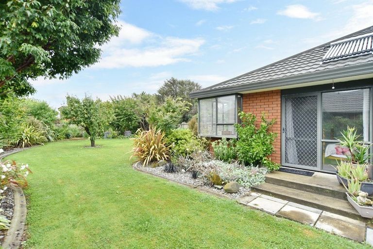 Photo of property in 35 Kingsbury Avenue, Rangiora, 7400