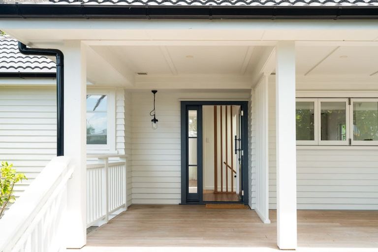 Photo of property in 18 Kitchener Road, Takapuna, Auckland, 0620
