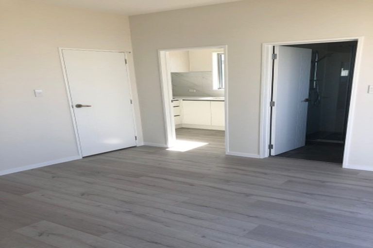 Photo of property in 12 Surf View Crescent, Red Beach, 0932