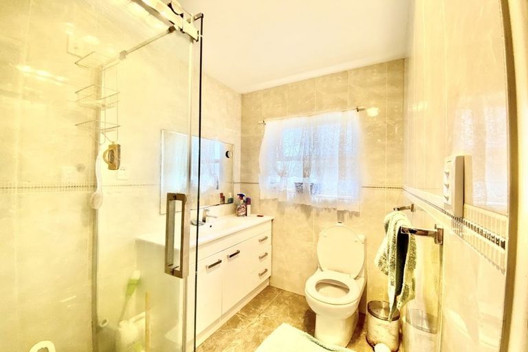 Photo of property in 5 Ihaka Place, Papatoetoe, Auckland, 2104