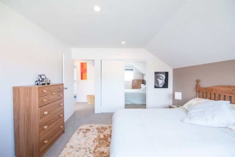 Photo of property in 165 Peverel Street, Riccarton, Christchurch, 8041