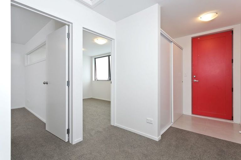 Photo of property in 11/26 Railway Street West, Papakura, 2110