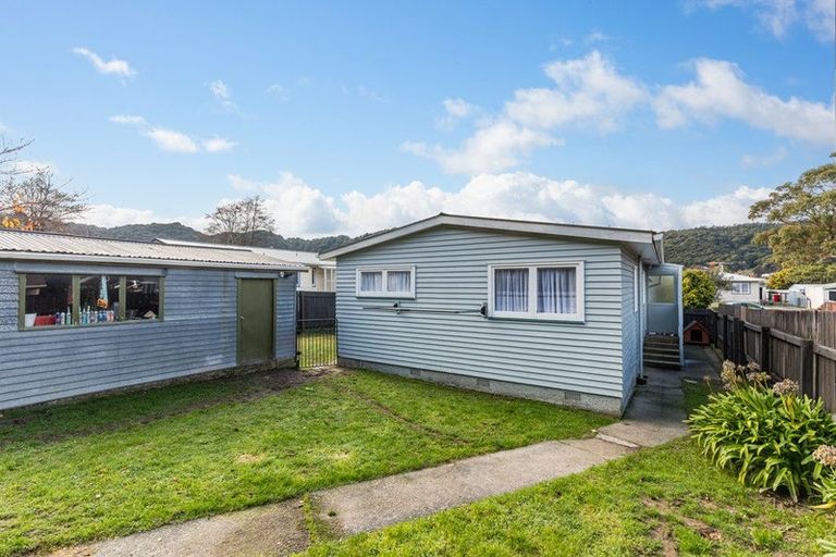 Photo of property in 43 Mohaka Street, Wainuiomata, Lower Hutt, 5014