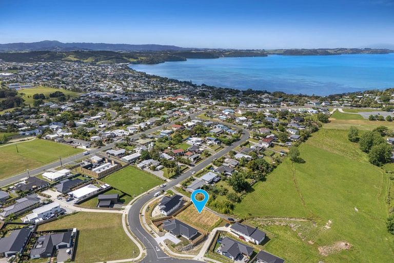 Photo of property in 15 Kia Kaha Drive, Snells Beach, 0920
