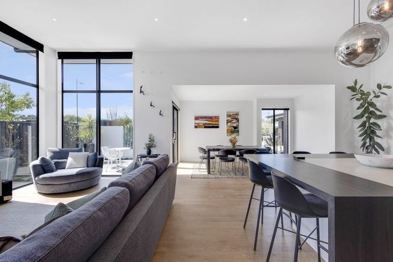 Photo of property in 16 Mersham Drive, Prebbleton, 7604