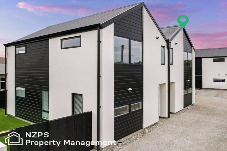 Photo of property in 67b Royal Crescent, Saint Kilda, Dunedin, 9012