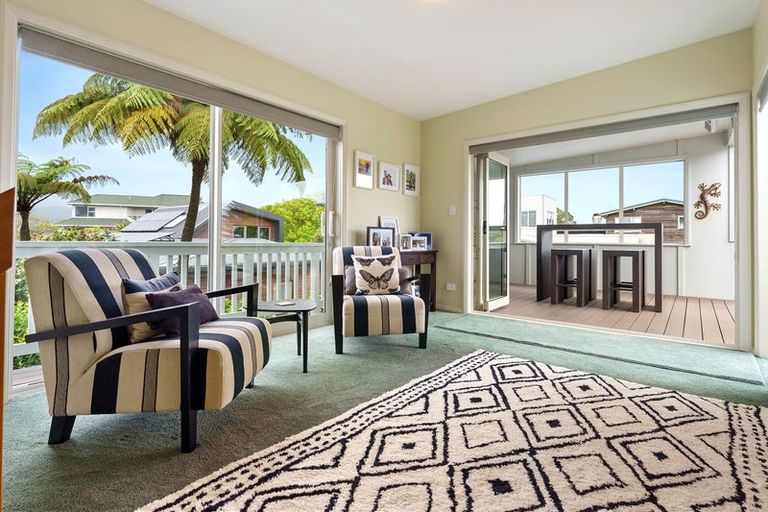 Photo of property in 22 Manly Street, Paraparaumu Beach, Paraparaumu, 5032