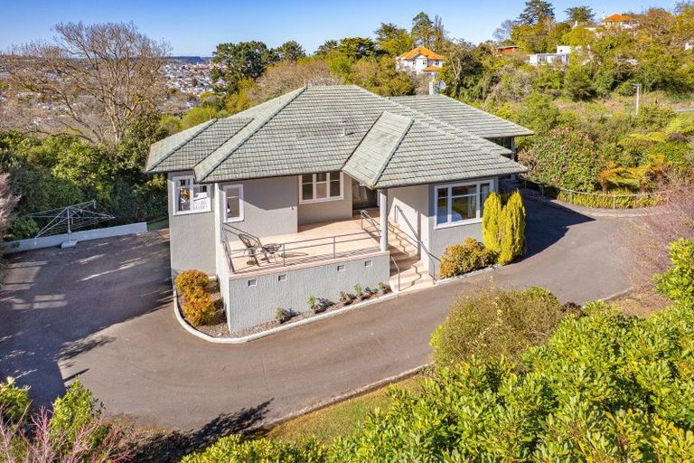 Photo of property in 4 Hillside Terrace, Saint Johns Hill, Whanganui, 4500