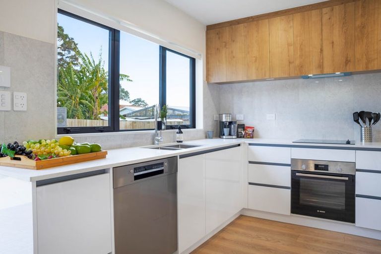 Photo of property in 28 Mckinstry Avenue, Mangere East, Auckland, 2024