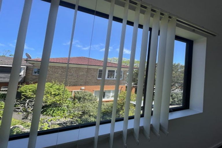 Photo of property in 1 Zion Road, Birkenhead, Auckland, 0626