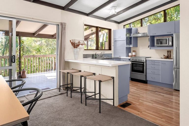 Photo of property in 10 Burwood Place, Silverdale, Hamilton, 3216