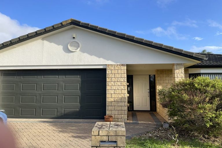 Photo of property in 6 Franshell Crescent, East Tamaki, Auckland, 2013