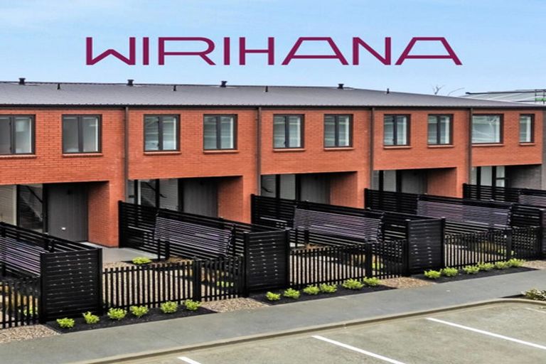 Photo of property in 27 Raukohekohe Road, Wiri, 2104