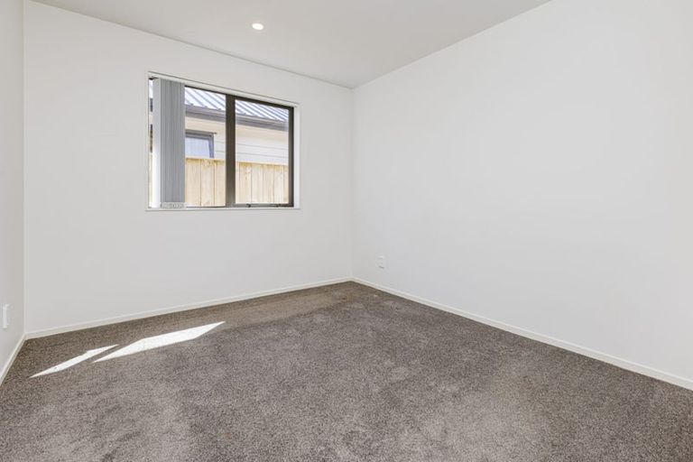 Photo of property in 4b Auranga Drive, Karaka, Papakura, 2113