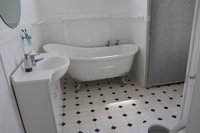 Photo of property in 176 Tiro Tiro Road, Levin, 5510