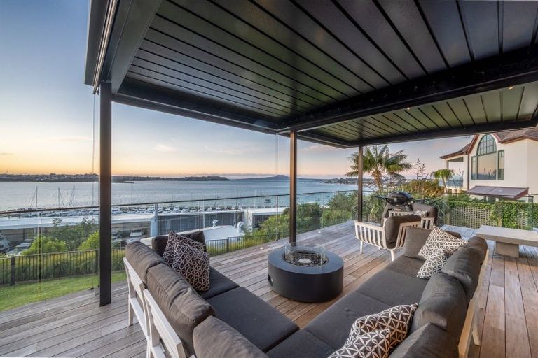 Photo of property in 47c Takutai Avenue, Half Moon Bay, Auckland, 2012