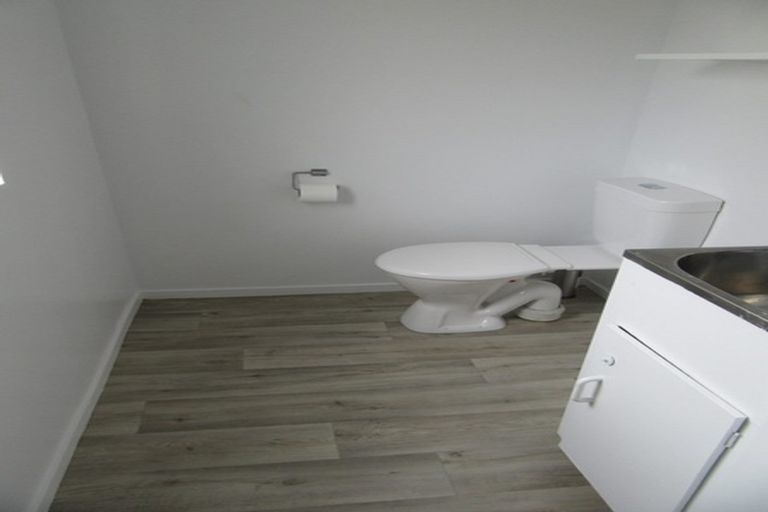 Photo of property in 1/74 Waiwhetu Road, Waiwhetu, Lower Hutt, 5010