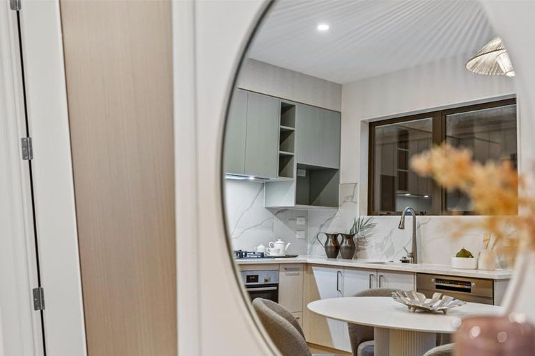 Photo of property in 21 Paretao Street, Massey, 0614