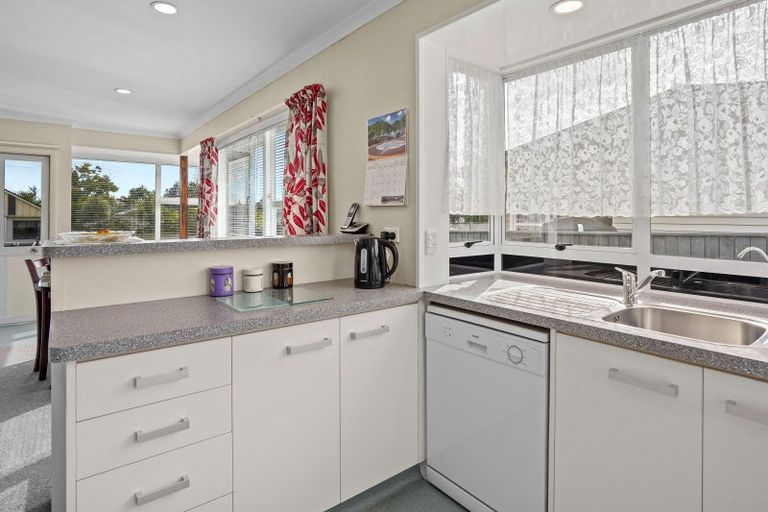 Photo of property in 33 Kipling Crescent, Stoke, Nelson, 7011