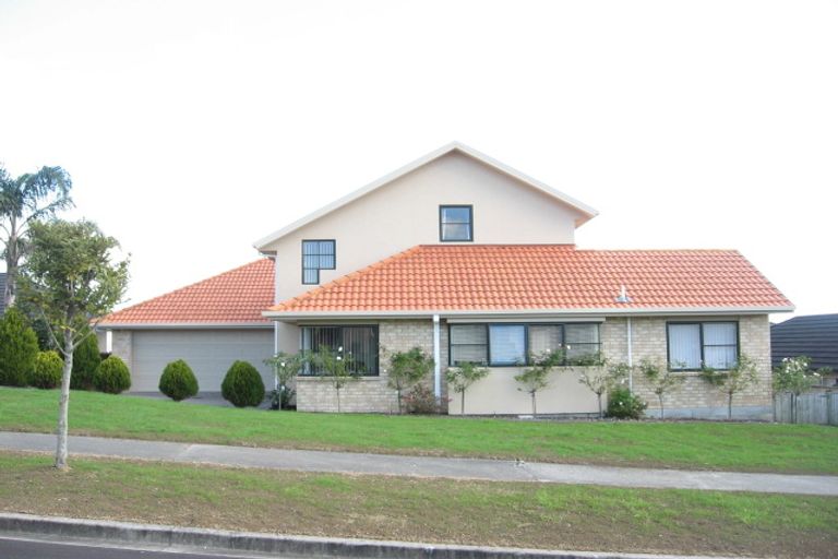 Photo of property in 19 Manara Place, The Gardens, Auckland, 2105