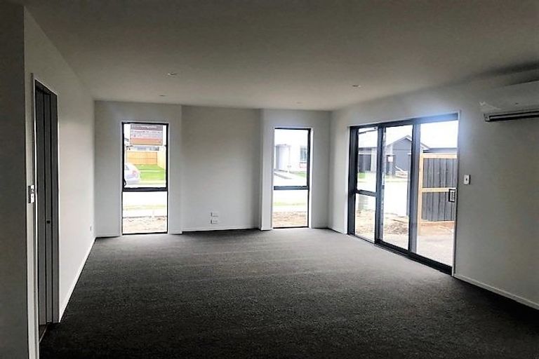 Photo of property in 11 Maggie Street, Kaiapoi, 7630