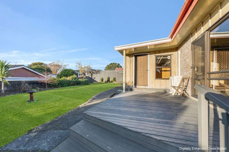 Photo of property in 20 Whakapaki Street, Urenui, 4375