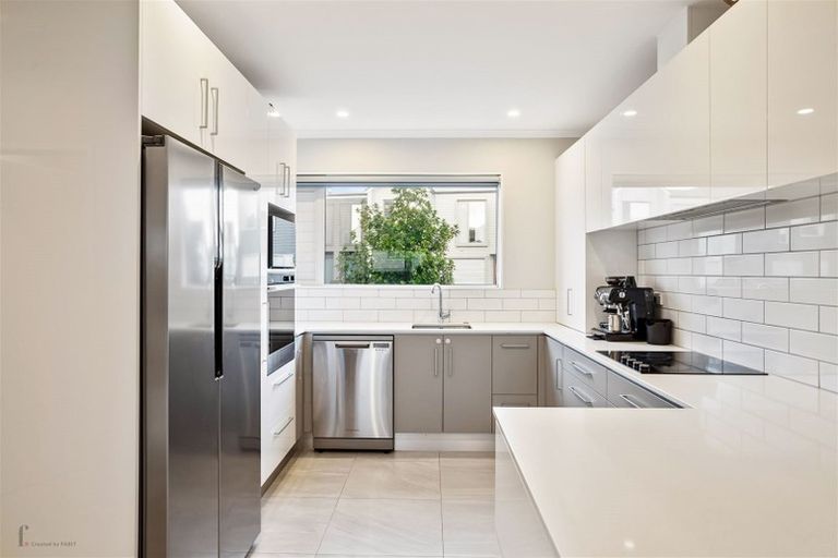 Photo of property in 8 Plover Road, Hobsonville, Auckland, 0616