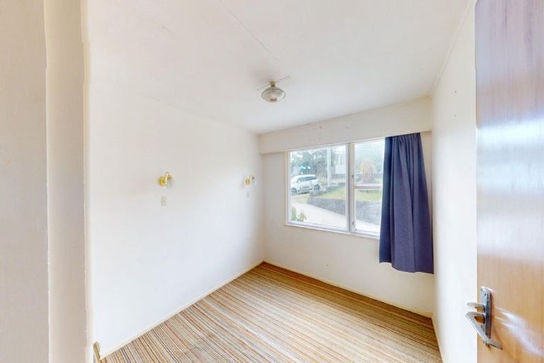 Photo of property in 48 Rangiora Street, Castlecliff, Whanganui, 4501