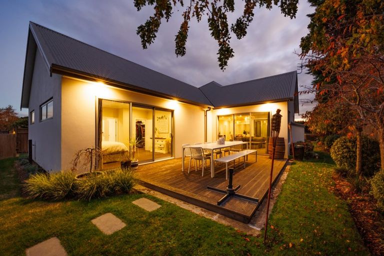 Photo of property in 5 Heritage Place, Terrace End, Palmerston North, 4410