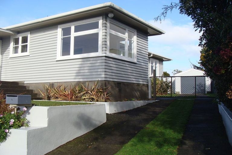 Photo of property in 5 Watene Crescent, Waitara, 4320