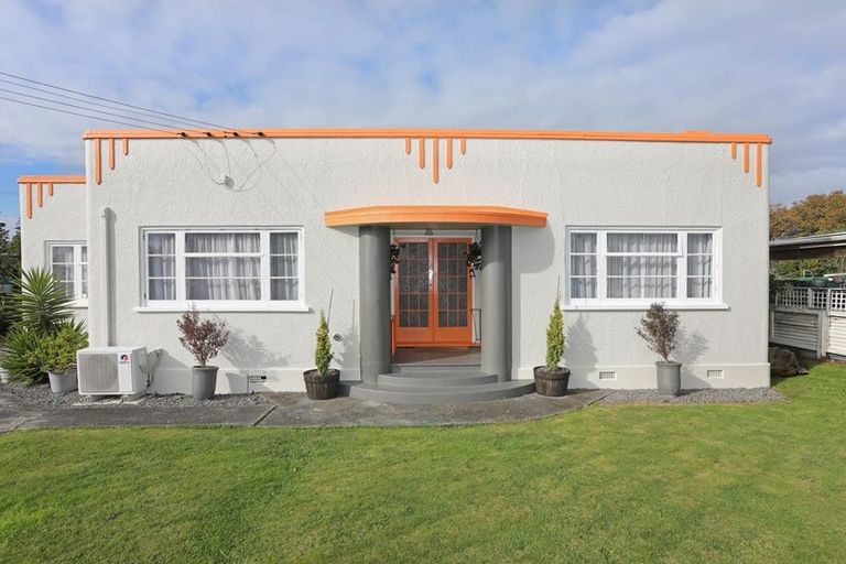 Photo of property in 61 Skerman Street, Marton, 4710