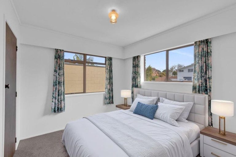 Photo of property in 29 Lachlan Drive, Dinsdale, Hamilton, 3204