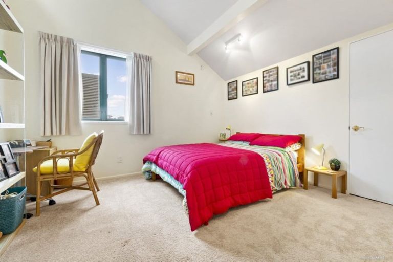 Photo of property in 8 Hall Avenue, Newtown, Wellington, 6021