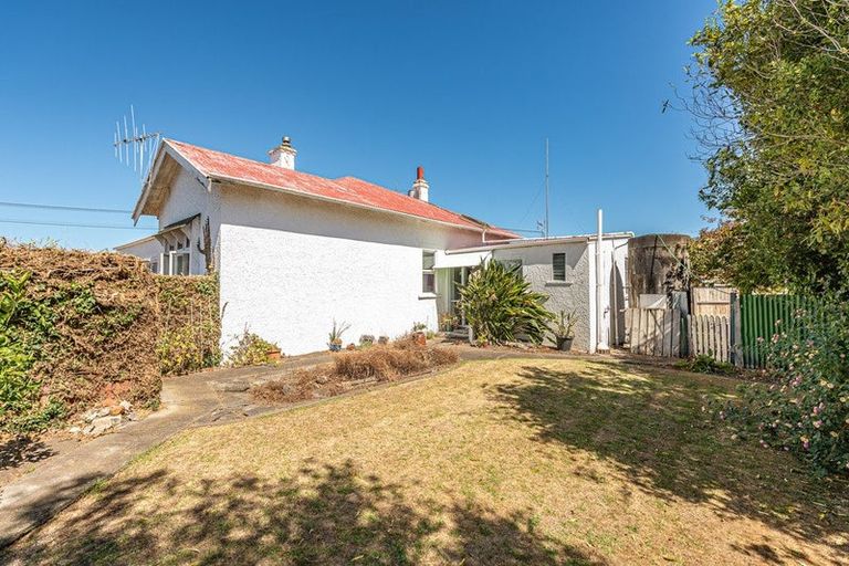 Photo of property in 94 Alma Road, Gonville, Whanganui, 4501