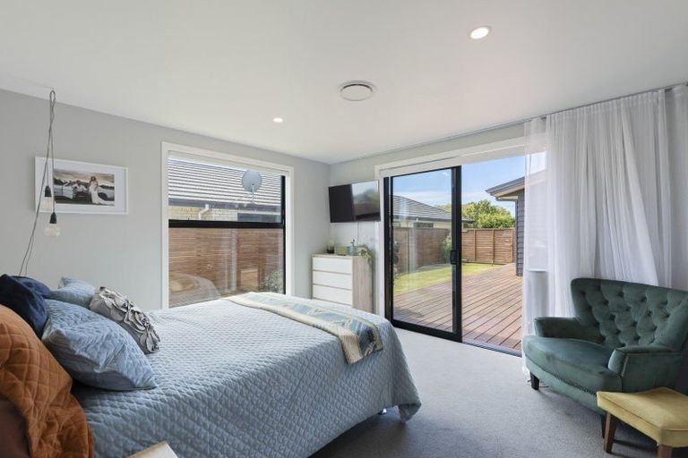 Photo of property in 1 Armstrong Avenue, Waitara, 4320